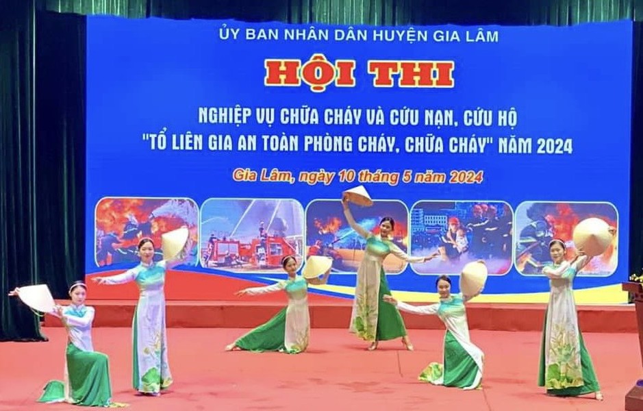 Cuộc so tài của 176 vận động viên là thành viên các “Tổ liên gia an toàn PCCC”