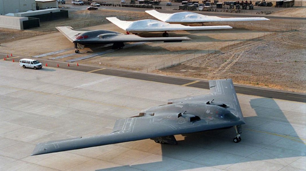 [ẢNH] B-21 Raider sẽ là 