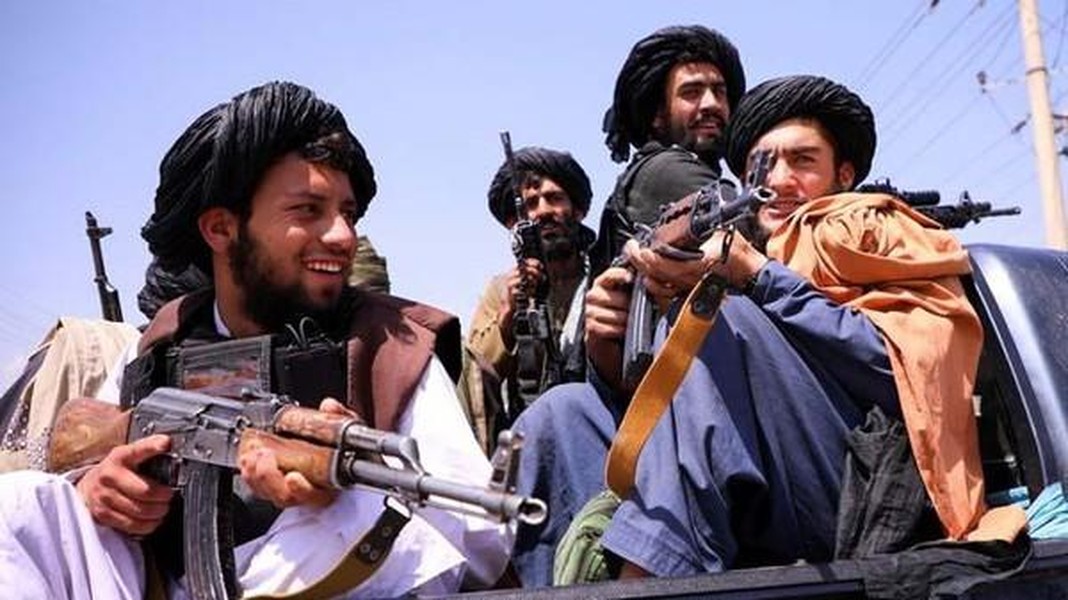 [ẢNH] Quân kháng chiến bắt đầu sử dụng chiến thuật đặc biệt chống lại Taliban