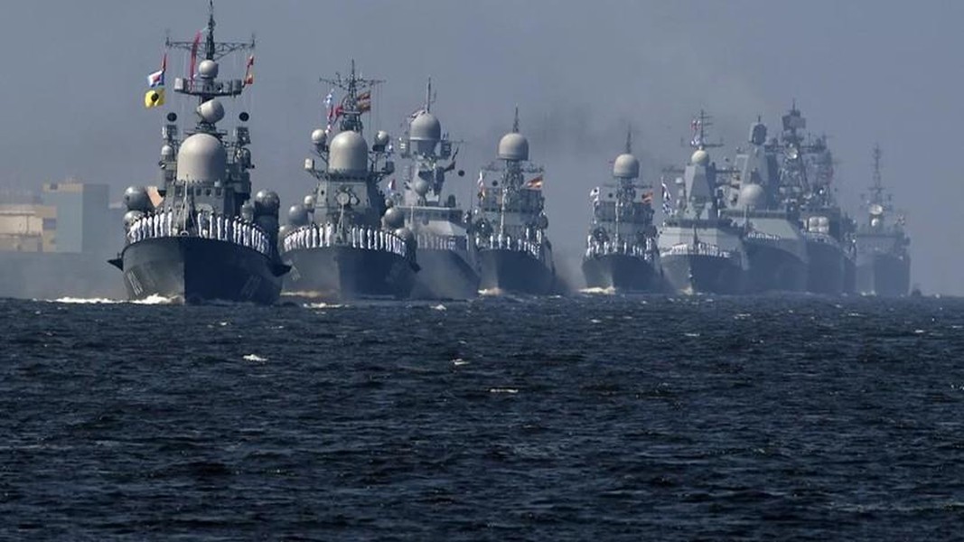 NATO buộc Nga phải điều tàu chiến từ Baltic đến Biển Đen