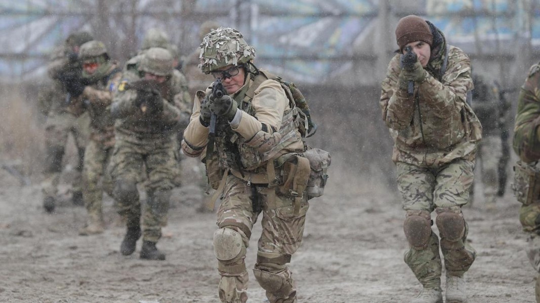 Ukraine chuẩn bị mở cuộc tấn công thứ ba vào Donbass?
