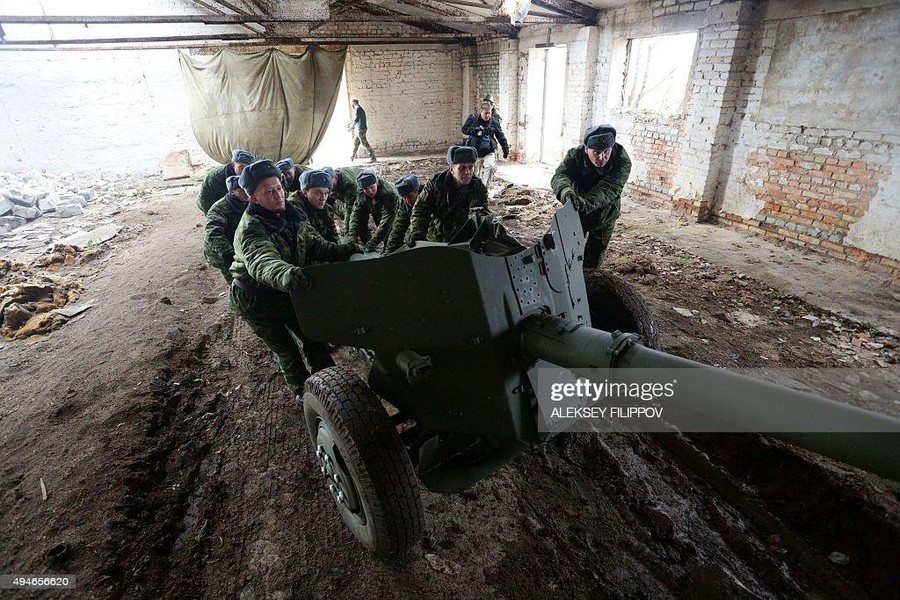 Chuyên gia Mỹ nhận xét việc Ukraine 'dọa Nga' bằng 'vũ khí chống tăng bất thường'