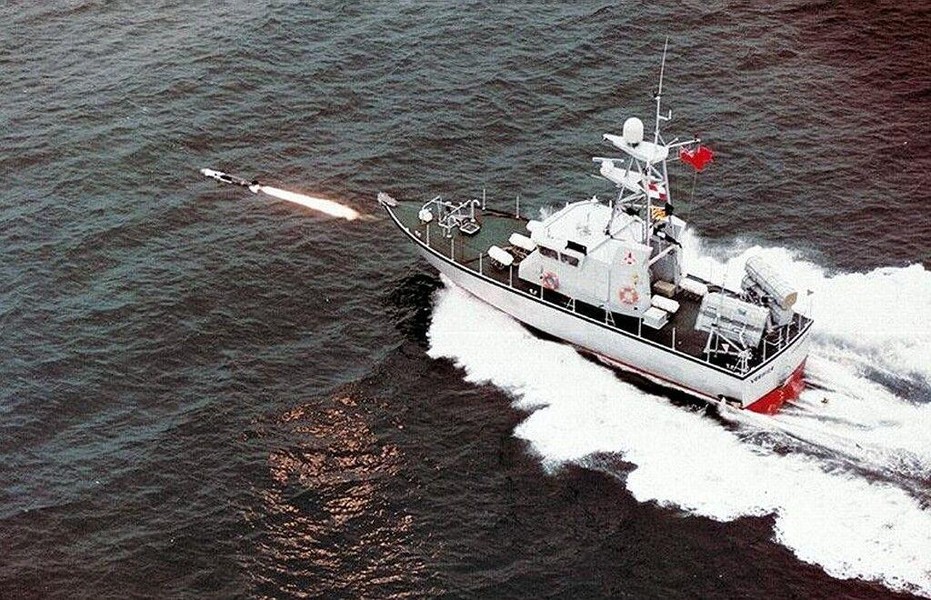 Hạm đội Biển Đen Nga gặp nguy khi Anh gửi 100 tên lửa chống hạm cho Ukraine