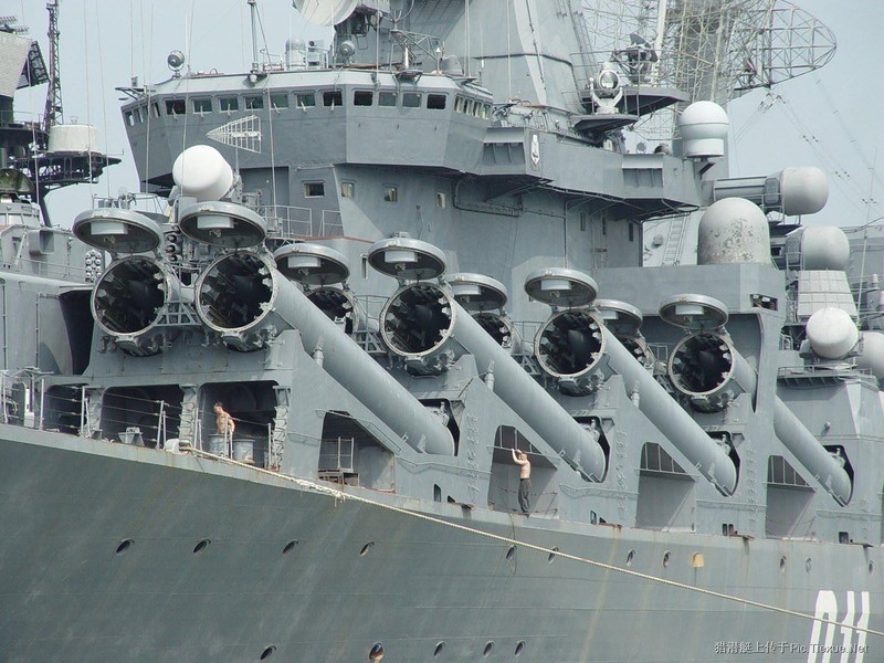 Tuần dương hạm tên lửa Nga trở thành lời cảnh báo đáng gờm đối với NATO