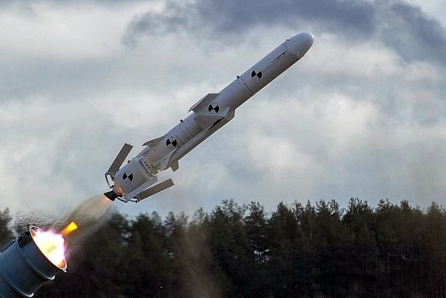 Tên lửa Neptune là hy vọng cuối cùng của Ukraine ngăn tàu đổ bộ Nga?