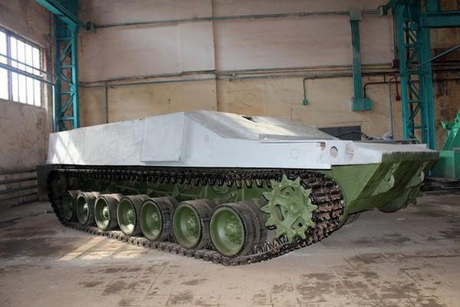 Vì sao xe chiến đấu bộ binh dựa trên T-80 của Ukraine chưa tham chiến?