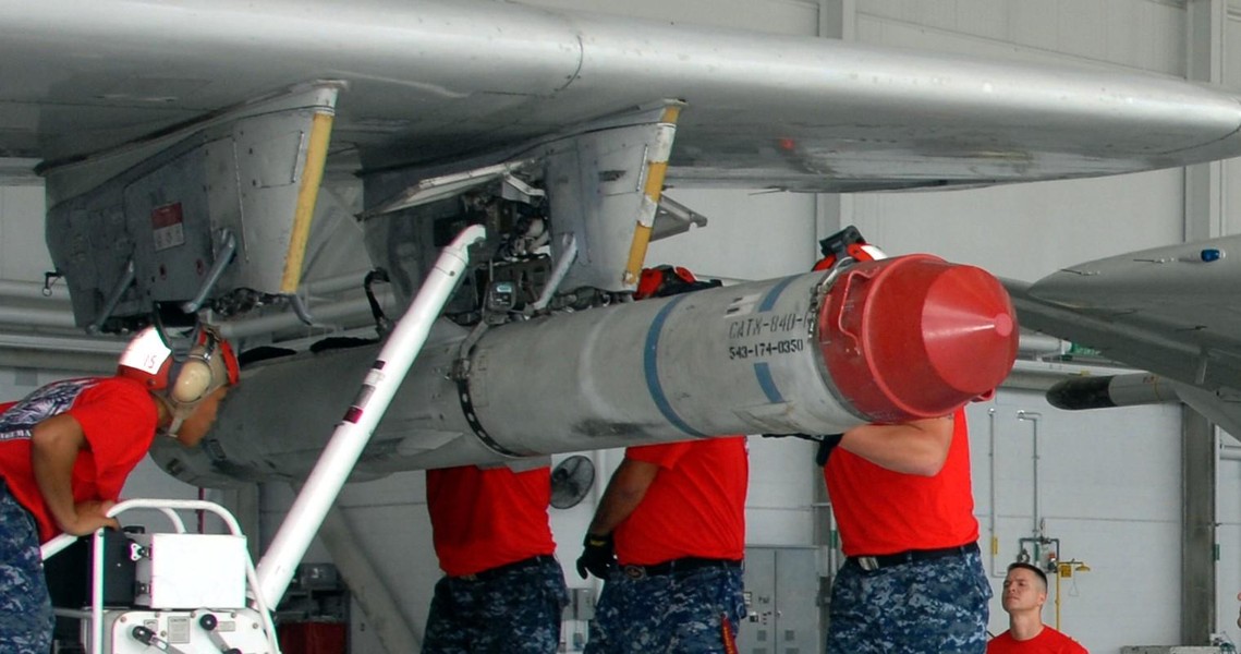 Mỹ phạm sai lầm lớn khi cung cấp tên lửa chống hạm Harpoon cho Ukraine?