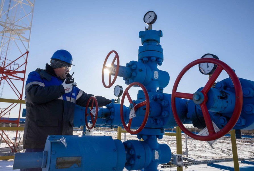 Mỹ đối mặt với rủi ro lớn khi cố gắng tước đi nguồn thu từ dầu mỏ của Nga