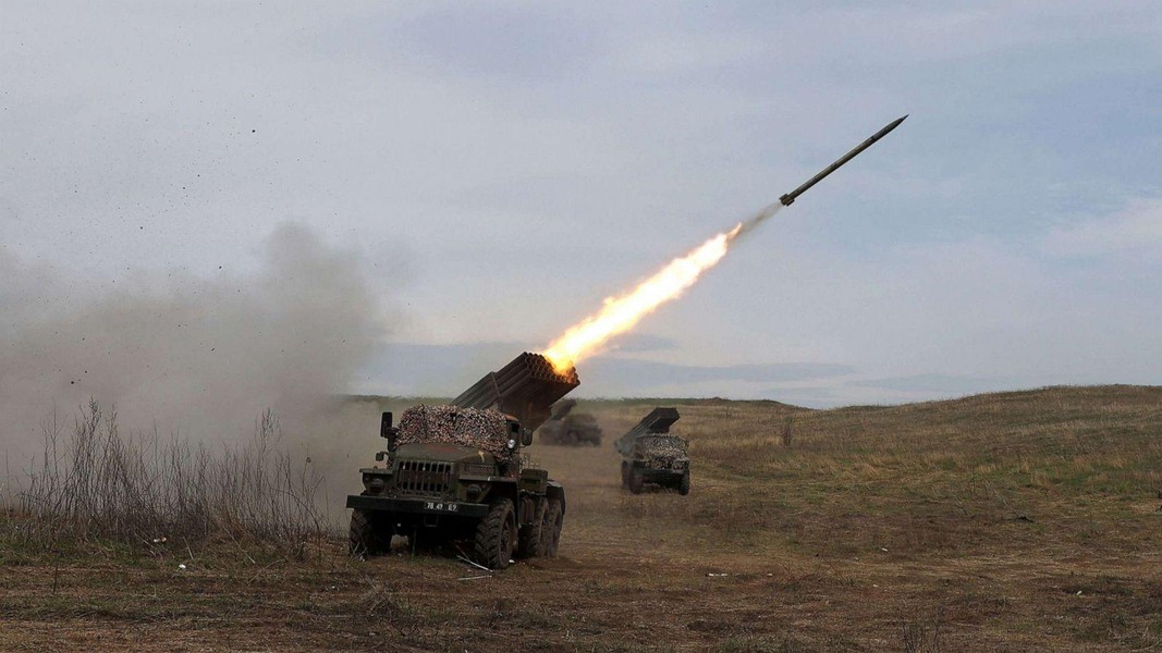Tên lửa HIMARS Ukraine thiêu hủy lượng đạn pháo trị giá hàng trăm triệu USD của Nga