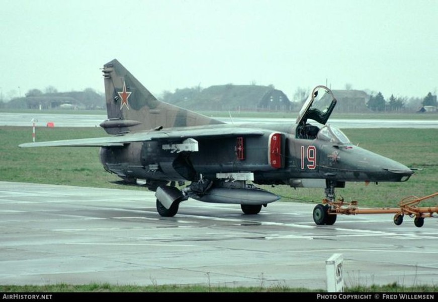 Cường kích MiG-27 - 'Anh hùng không gặp thời' của Ngacfzaâ