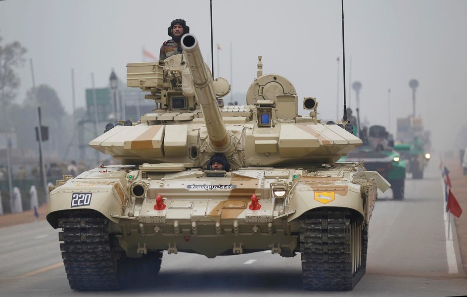 Ấn Độ đã 'cứu vớt' xe tăng T-90 của Nga như thế nào?