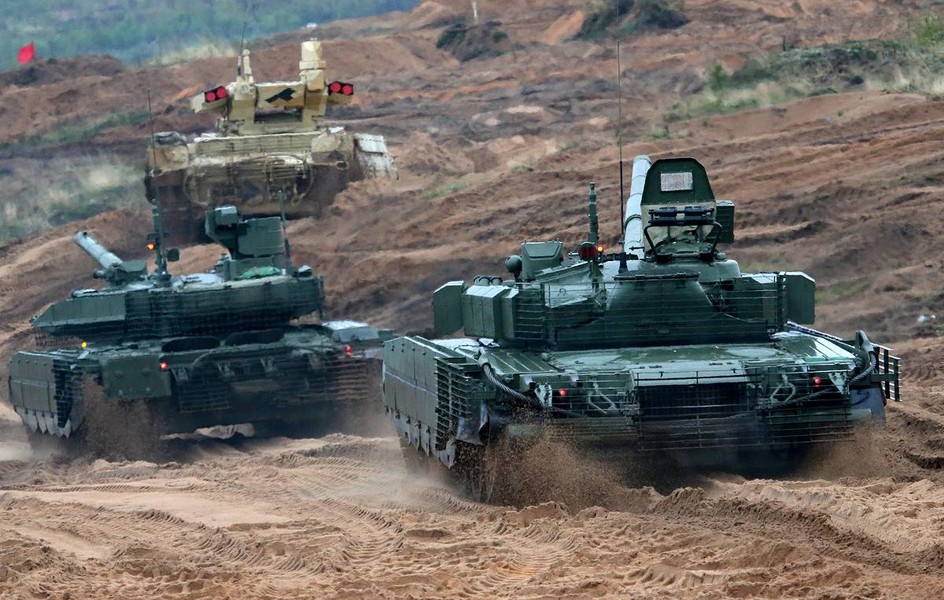 Sĩ quan Nga tiết lộ những ưu điểm vượt trội của xe tăng T-90M Proryv trước T-72 