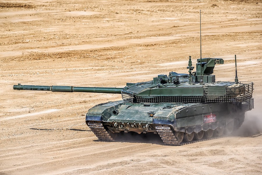 Sĩ quan Nga tiết lộ những ưu điểm vượt trội của xe tăng T-90M Proryv trước T-72 