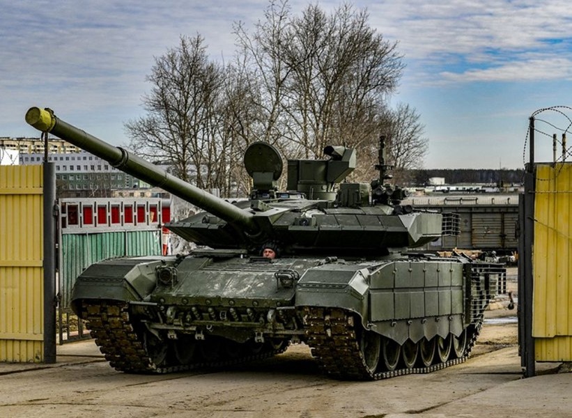 Sĩ quan Nga tiết lộ những ưu điểm vượt trội của xe tăng T-90M Proryv trước T-72 