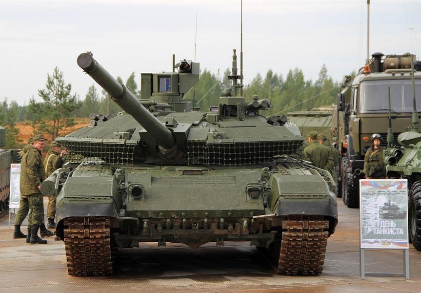 Sĩ quan Nga tiết lộ những ưu điểm vượt trội của xe tăng T-90M Proryv trước T-72 