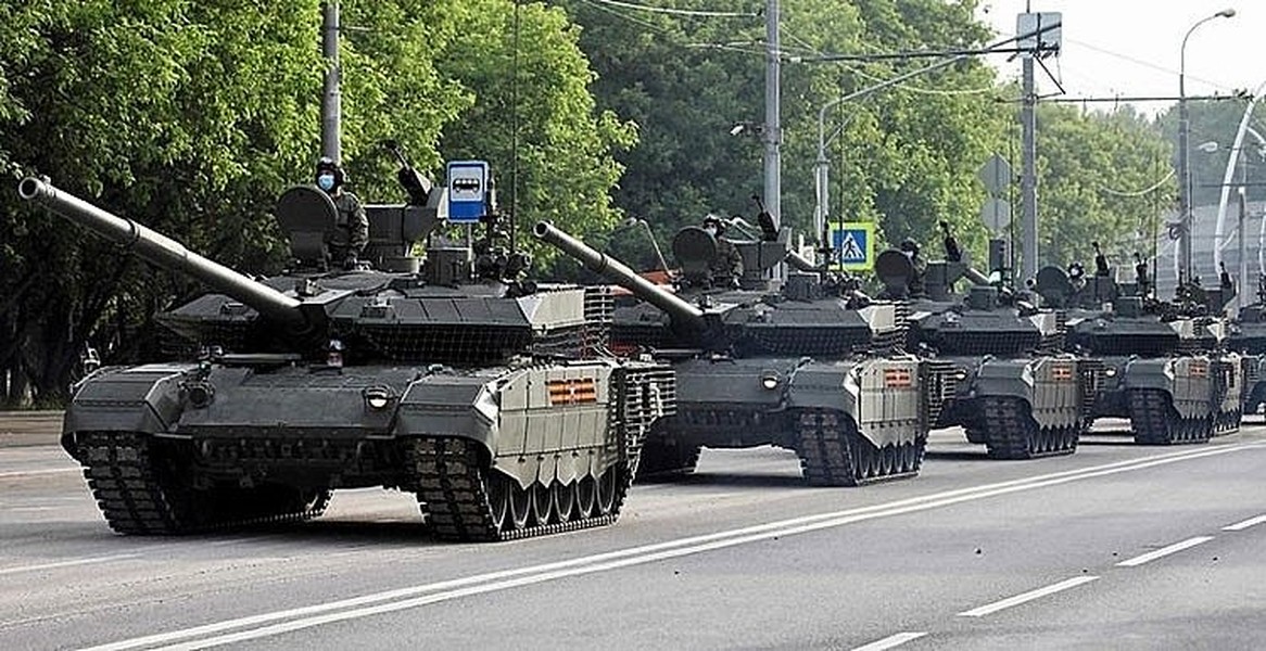 Sĩ quan Nga tiết lộ những ưu điểm vượt trội của xe tăng T-90M Proryv trước T-72 