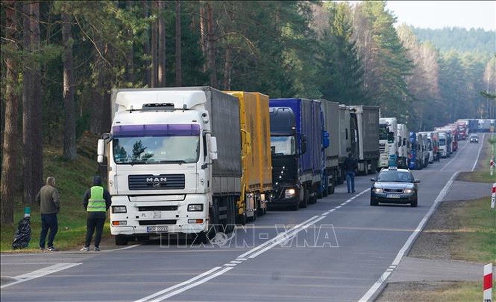Minsk bị phong tỏa khi Ba Lan tiếp tục đóng cửa biên giới?