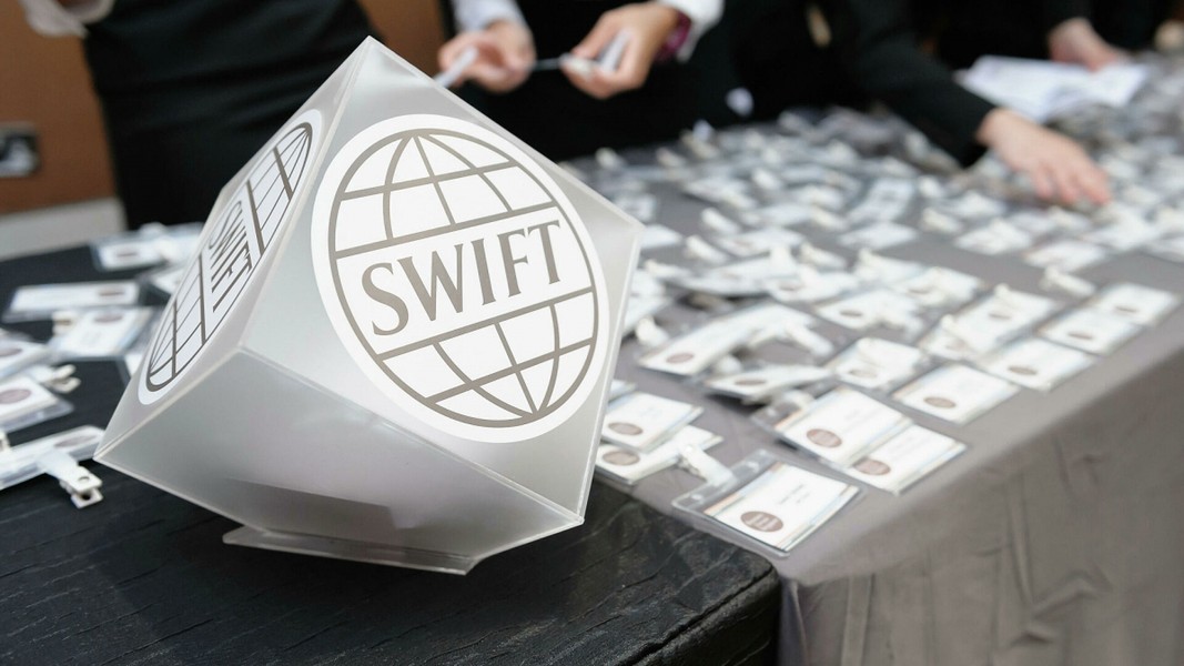 Hệ thống SWIFT trước nguy cơ sụp đổ vì tin tặc
