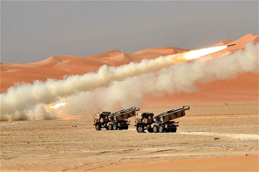 Mỹ tăng cường nhiều tổ hợp HIMARS tới Syria để 'khóa chặt' căn cứ của Nga và Iran