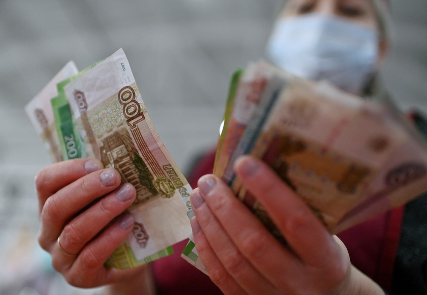Tình hình lao động nhập cư tại Nga ra sao khi đồng rúp mất giá?