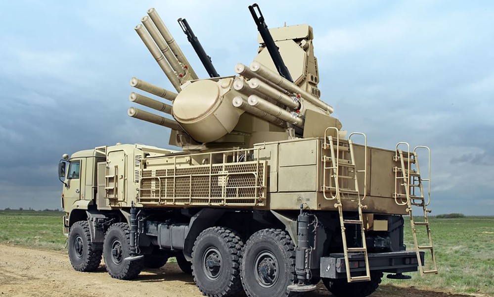 Tổ hợp phòng không Pantsir-S trang bị tới 48 tên lửa cỡ nhỏ để chống UAV