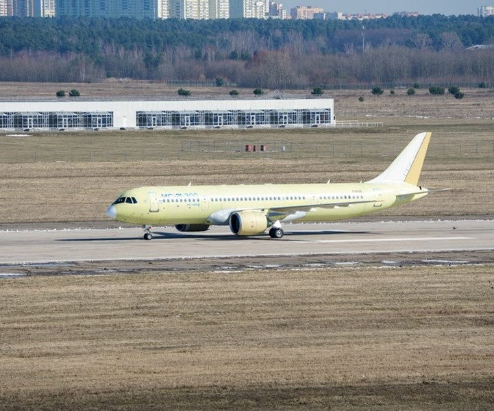 SJ-100 hay SJ-75: Liệu có tương lai cho máy bay Superjet được 'Nga hóa'?