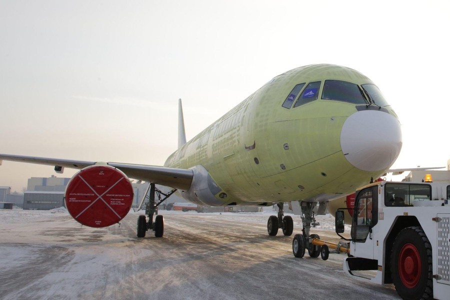 SJ-100 hay SJ-75: Liệu có tương lai cho máy bay Superjet được 'Nga hóa'?