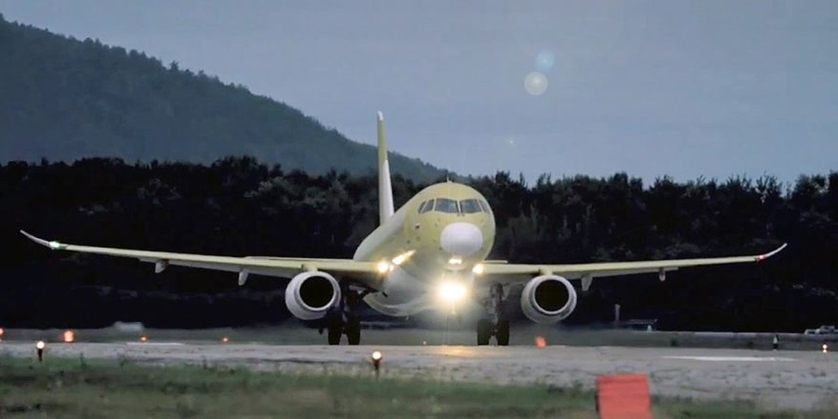 SJ-100 hay SJ-75: Liệu có tương lai cho máy bay Superjet được 'Nga hóa'?