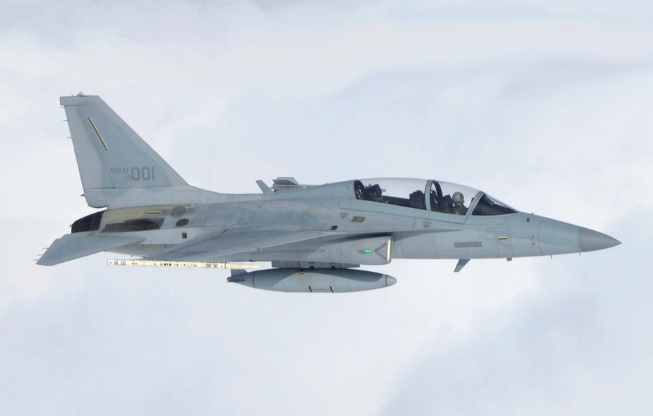Tiêm kích FA-50PH Philippines bất ngờ 'bắn hạ' F-22 Raptor trong tình huống đối kháng