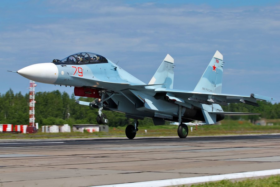 Nga chế tạo tiêm kích tàng hình siêu âm đặc biệt dựa trên Su-30MK
