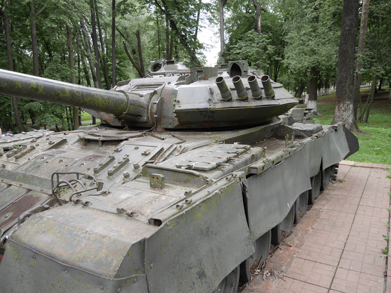 'Xe tăng phản lực T-80' sản xuất mới mạnh vượt trội nhờ động cơ 1.500 mã lực