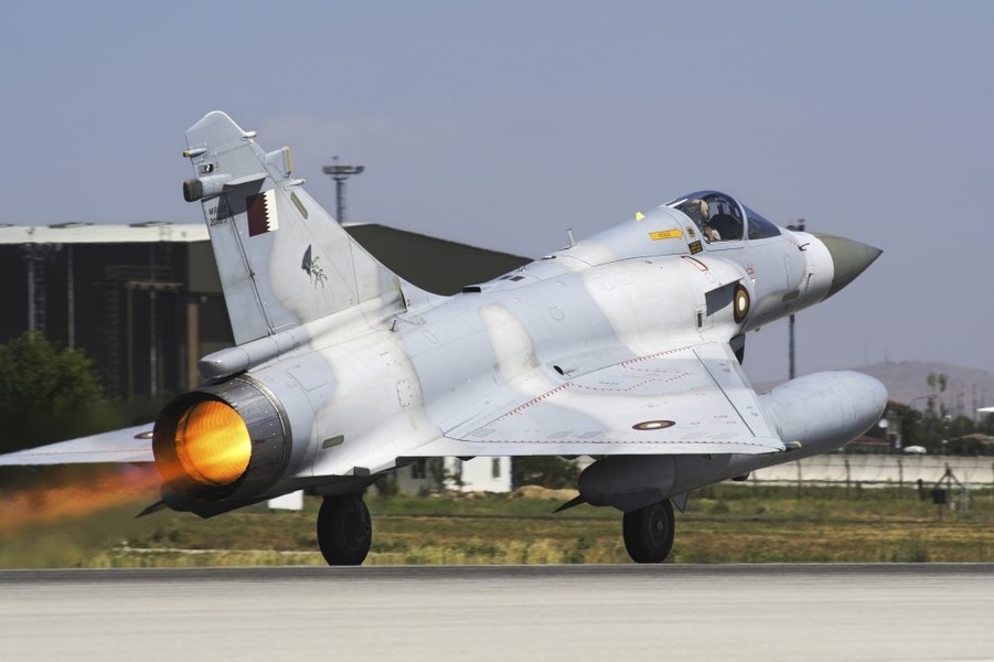 Báo Pháp nghi ngờ tiêm kích Mirage 2000-5 có thể thay đổi cục diện chiến trường