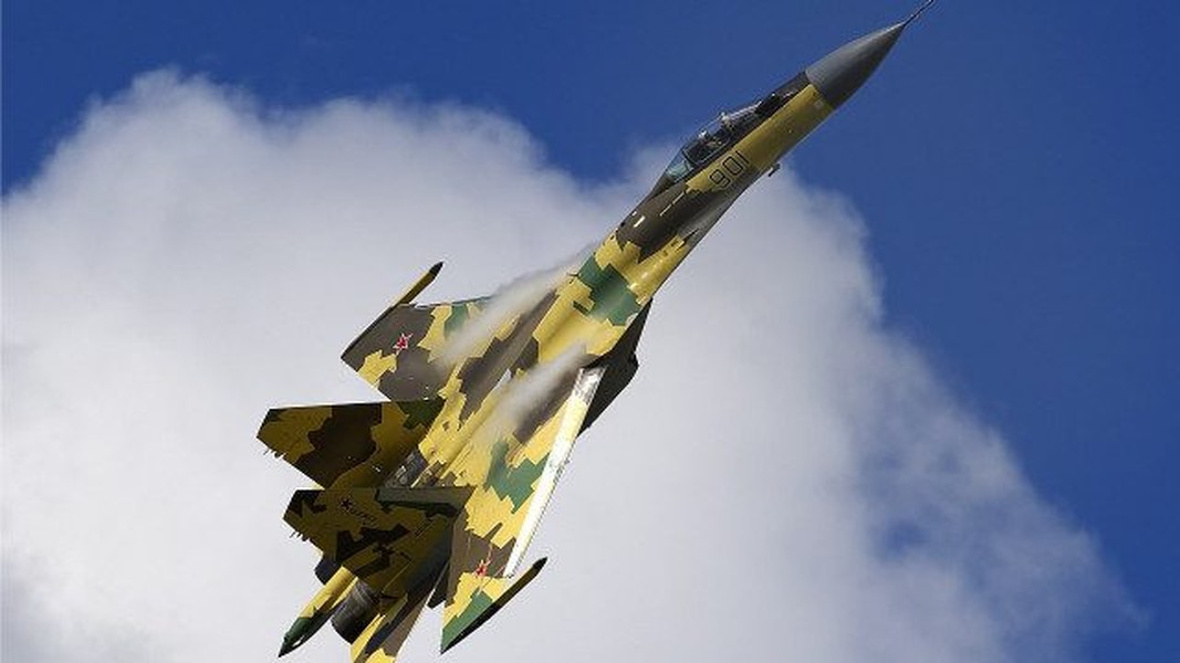 Sản lượng tiêm kích Su-35 tăng vọt bất chấp lệnh cấm vi mạch