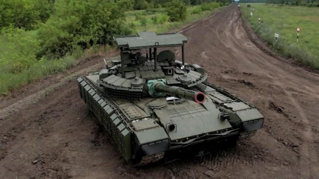 Xe tăng T-80BVM vẫn là chiến xa được ưa thích nhất của Quân đội Nga