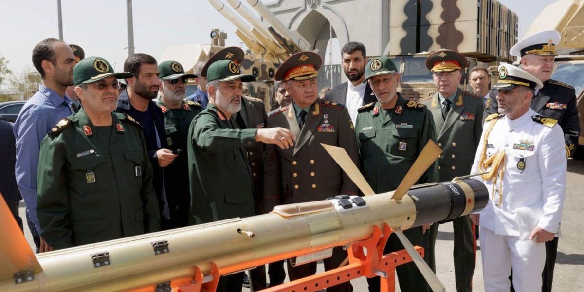 Nga tăng mạnh sản lượng tên lửa tấn công tầm xa