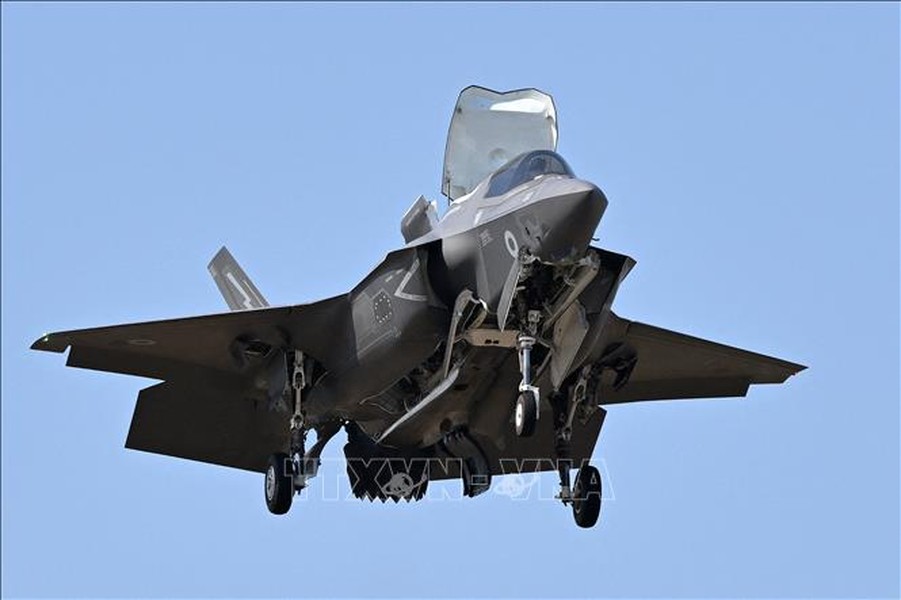 Tiêm kích F-35 'nhìn thấu' hệ thống phòng không Nga?