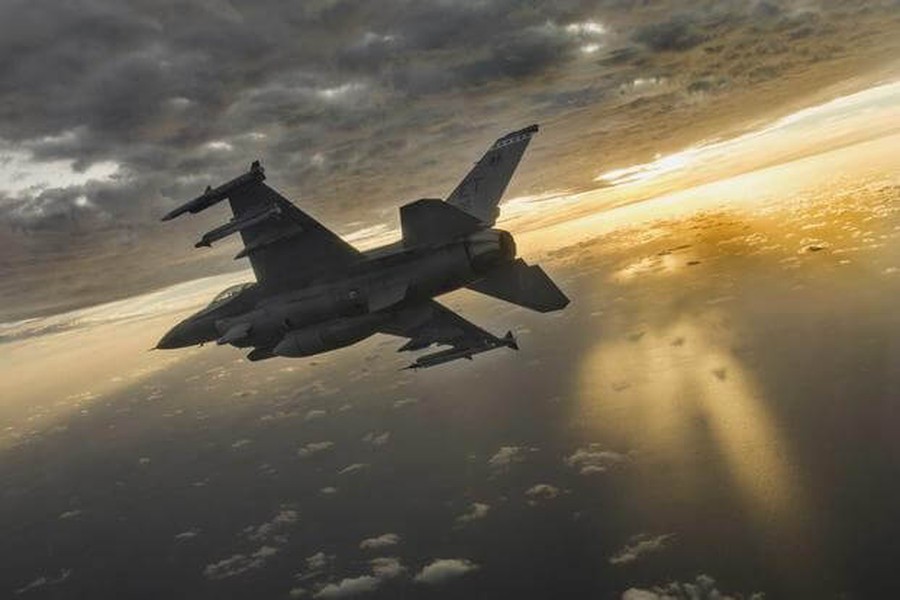 Tiêm kích F-16 và hệ thống phòng không Patriot tăng cường chưa thể sớm tham chiến ở Đông Âu