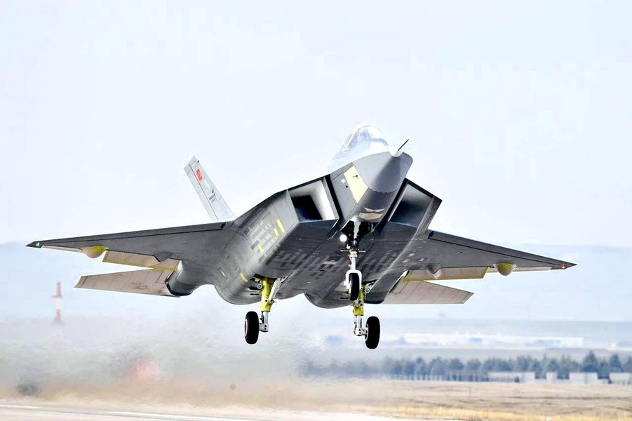 Thổ Nhĩ Kỳ chỉ rõ ưu điểm vượt trội của tiêm kích KAAN trước F-35