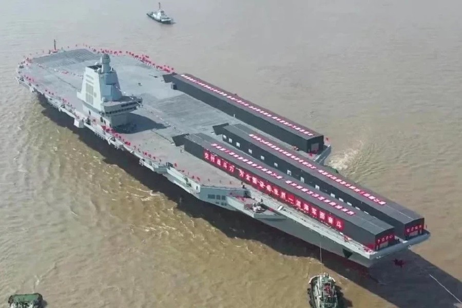 Thực sự thì tàu sân bay nào mạnh mẽ hơn: Phúc Kiến hay USS Gerald Ford?