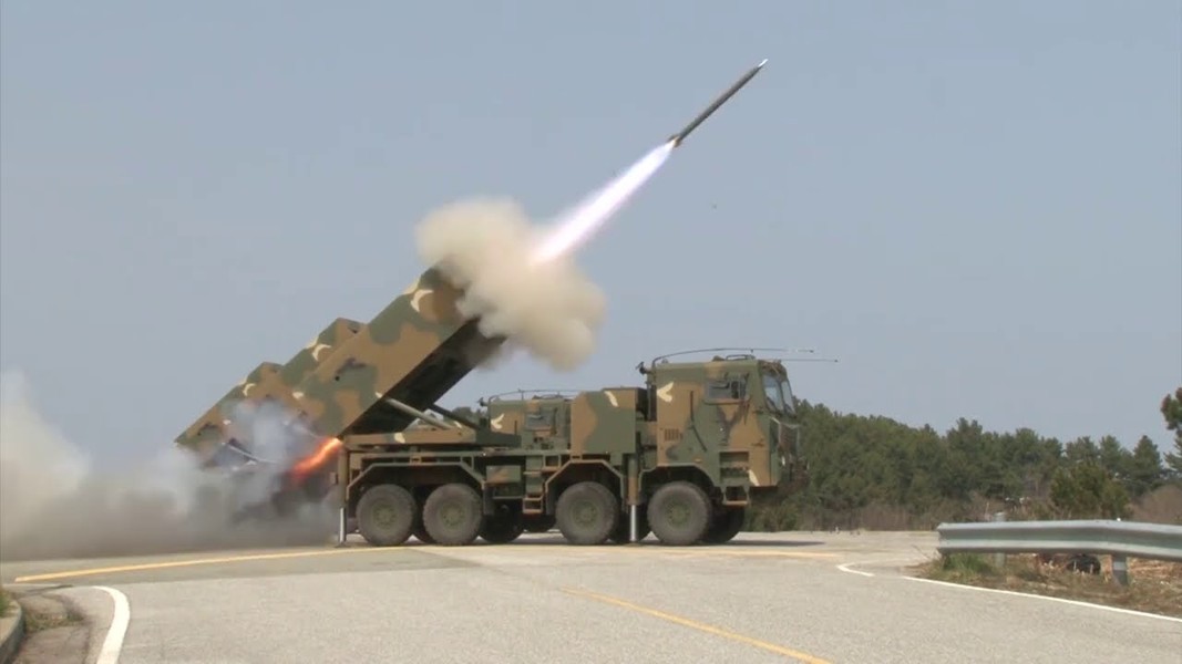 Ưu thế lớn giúp pháo phản lực K239 Chunmoo Hàn Quốc đánh bại mọi đối thủ cạnh tranh