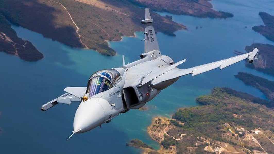 Nguyên nhân nào khiến tiêm kích JAS 39 Gripen không thể tới Ukraine?