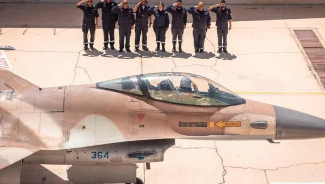 Israel loại biên hàng chục tiêm kích F-16C Barak-1 