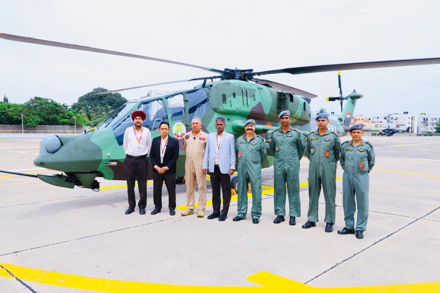 Trực thăng LCH Prachand Ấn Độ đánh bại Mi-35 Nga tại thị trường quan trọng