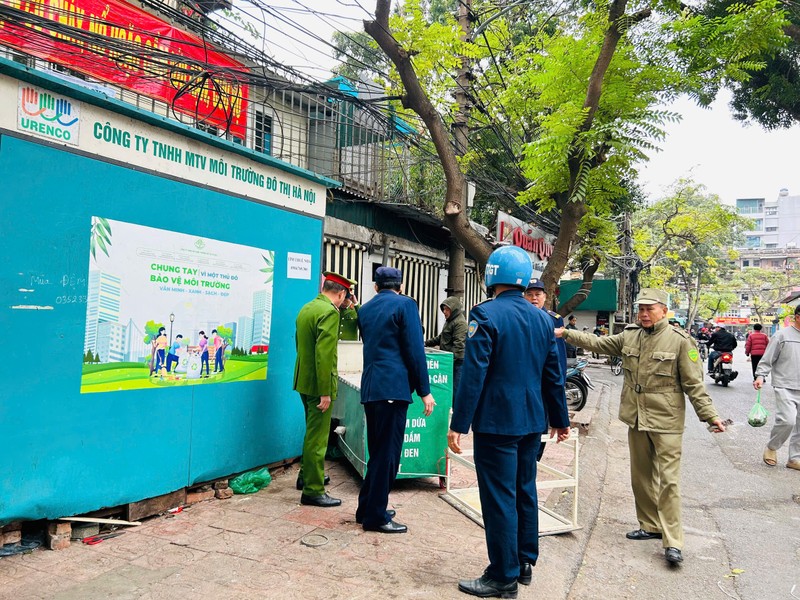 Hè phố Ba Đình phong quang, sạch đẹp sau lễ ra quân đảm bảo trật tự đô thị