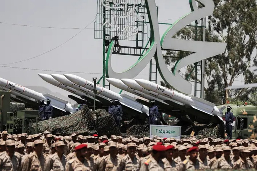 Lý do hải quân Mỹ cảnh giác trước kho vũ khí của phiến quân Houthi 