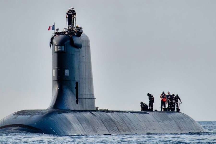 Hình ảnh hiếm hoi bên trong tàu ngầm hạt nhân lớp Rubis của Pháp