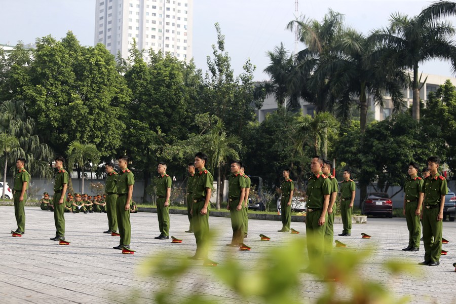 Hình ảnh ấn tượng của Cảnh sát Bảo vệ trình diễn võ thuật, tập huấn điều lệnh 