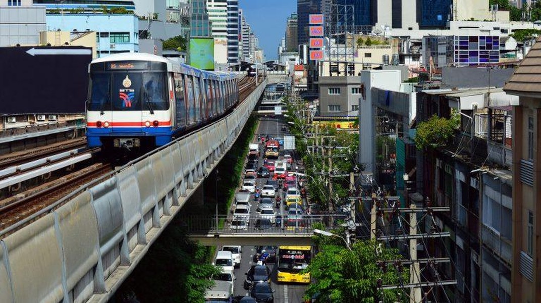 Đường sắt trên cao Skytrain và giá trị mang lại cho Bangkok