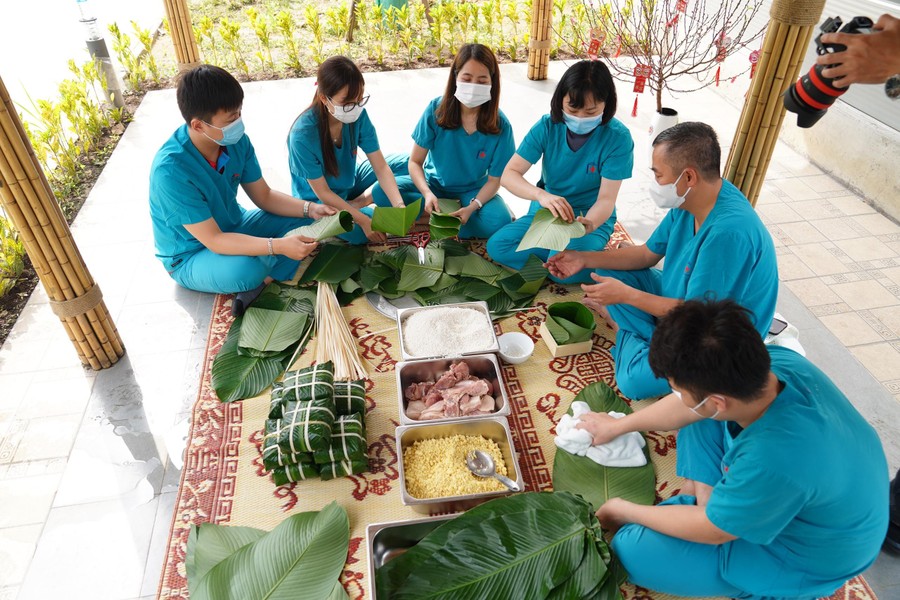 Nồi bánh chưng ấm áp của các 