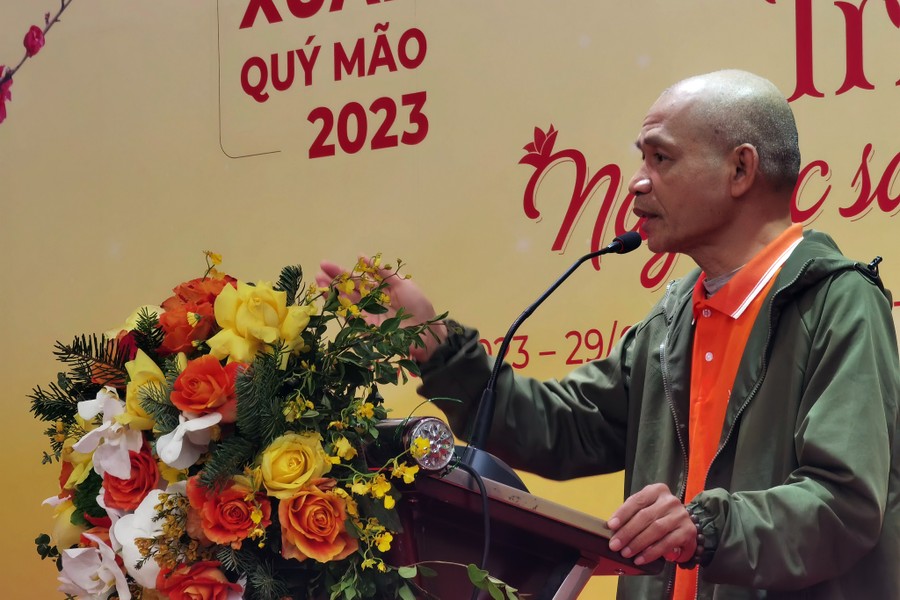 Hình ảnh Phố sách Xuân Quý Mão 2023 tuyệt đẹp vừa khai mạc ở Thủ đô